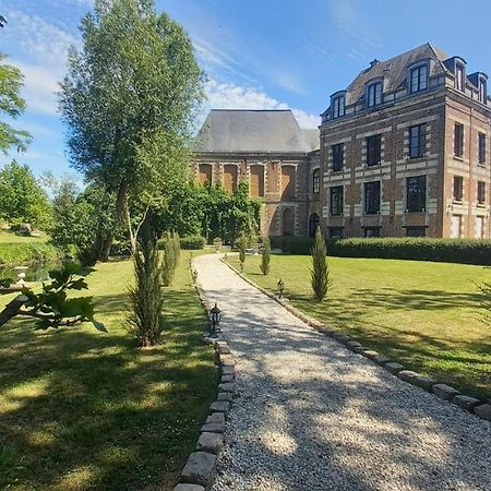 Chateau De Ruesnes Exterior photo